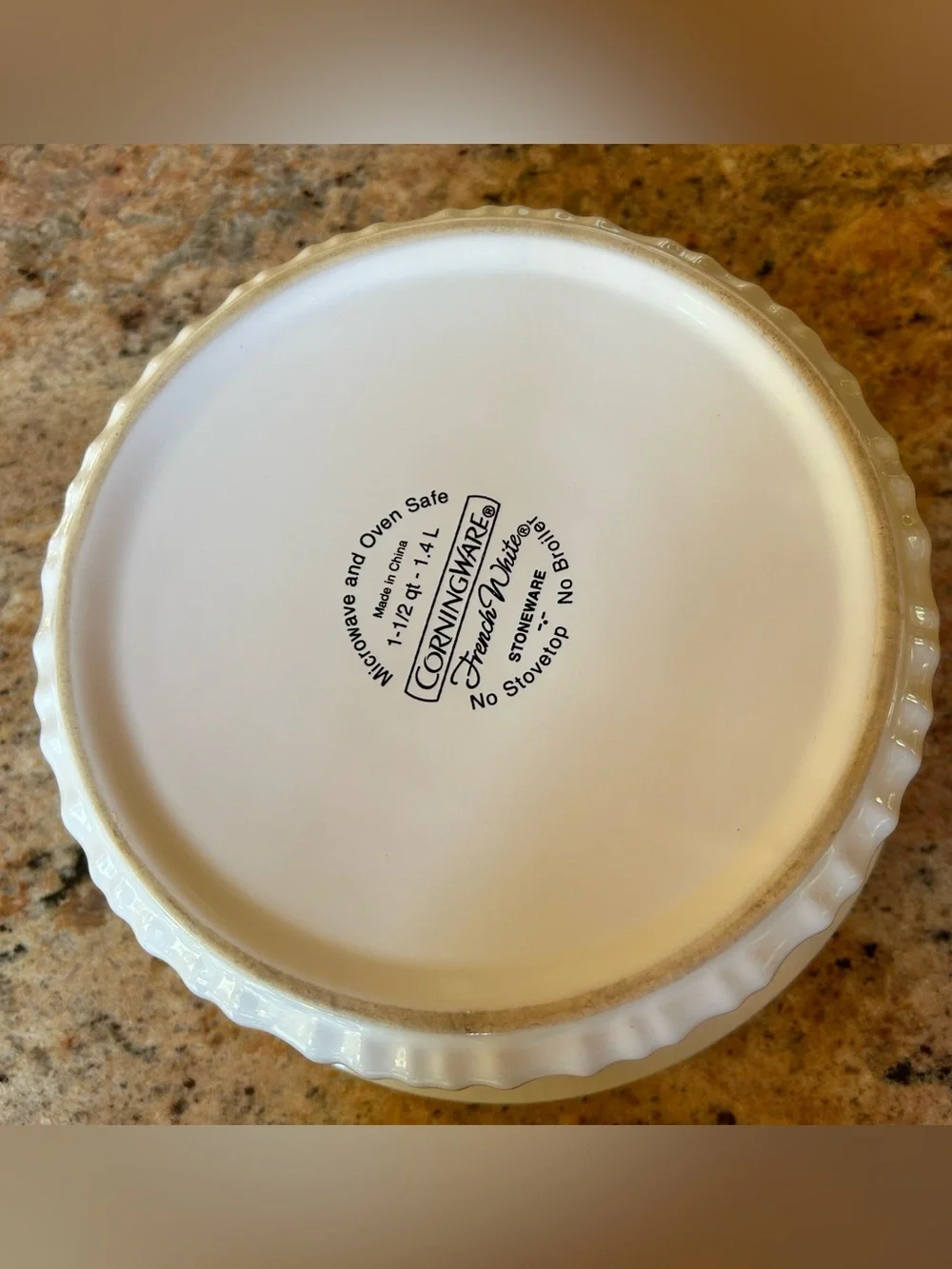 Corningware 1.5Qt French White Round Ribbed Casserole w/Pyrex Glass Lid G-5-C